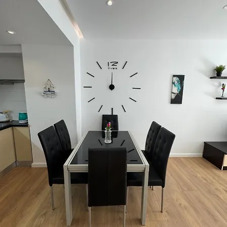 Belleview 6 Apartment
