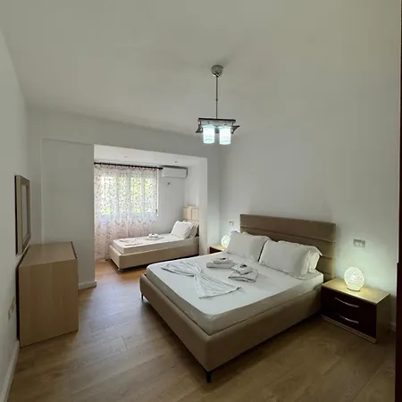 Belleview 6 Apartment *