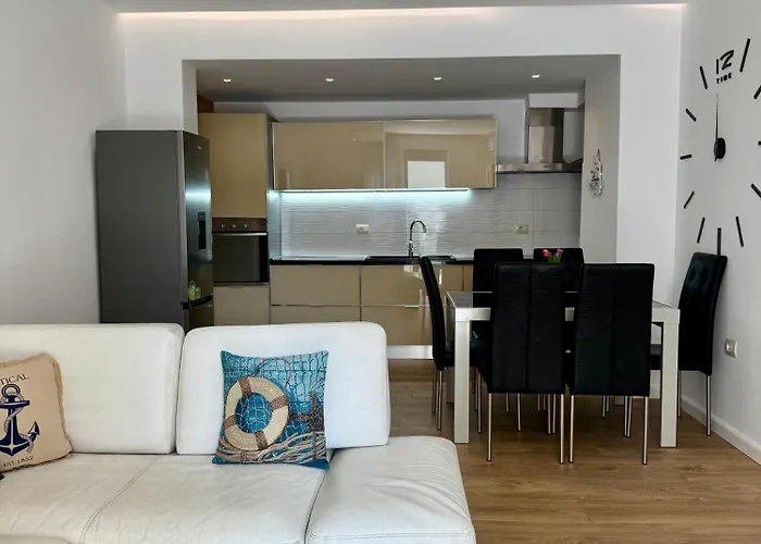 公寓 Belleview 6 *