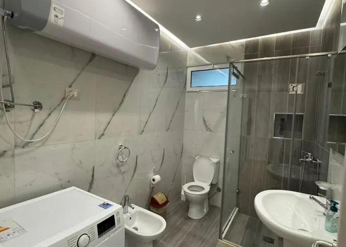 Belleview 6 * Vlorë